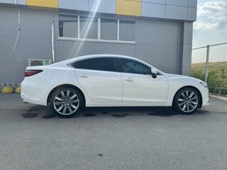 2019 Mazda 6 III (GJ) Рестайлинг 2, белый, 2800000 рублей, вид 3