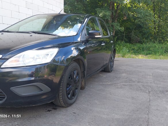 2010 Ford Focus II Рестайлинг, чёрный, 485000 рублей - вид 1