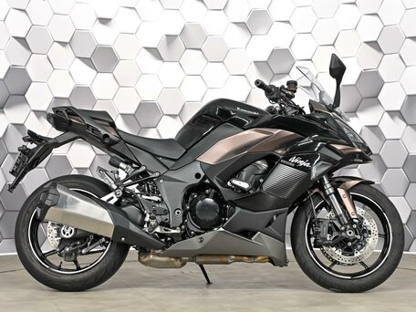 2023 Kawasaki Ninja 1000 SX, чёрный, 1259000 рублей, вид 3
