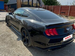 2017 Ford Mustang VI, чёрный, 2950000 рублей, вид 2