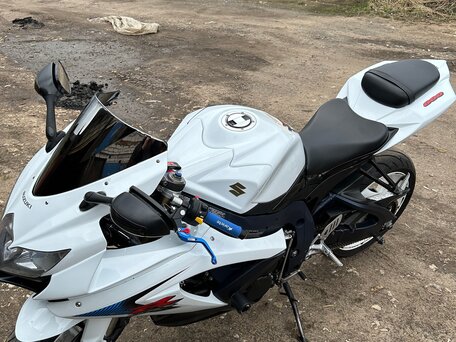 2007 Suzuki GSX-R 600, белый, 750000 рублей, вид 5