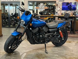 Harley-Davidson Street Rod