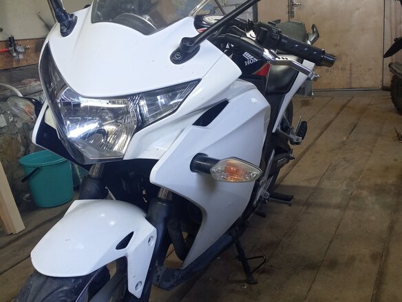 2011 Honda CBR 250R, белый, 260000 рублей - вид 2