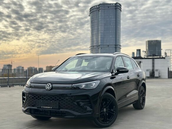 2026 Volkswagen Tiguan L Pro III (China Market), чёрный, 4950000 рублей