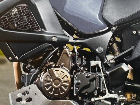 2013 Yamaha XT1200Z Super Tenere, серый, 1850000 рублей, вид 3