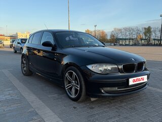2008 BMW 1 серии 118d I (E81/E82/E87/E88) Рестайлинг, чёрный, 700000 рублей, вид 2