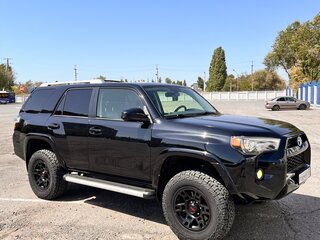 2017 Toyota 4Runner V Рестайлинг, чёрный, 4200000 рублей, вид 3