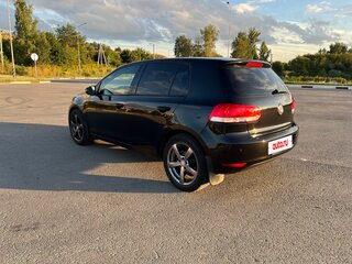 2009 Volkswagen Golf VI, чёрный, 630000 рублей, вид 5
