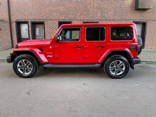 2019 Jeep Wrangler IV (JL), красный, 3778000 рублей, вид 3