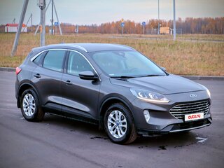 2021 Ford Kuga III, серый, 1450000 рублей, вид 2