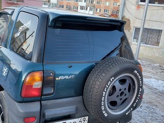1994 Toyota RAV4 I (XA10), зелёный, 800000 рублей, вид 3