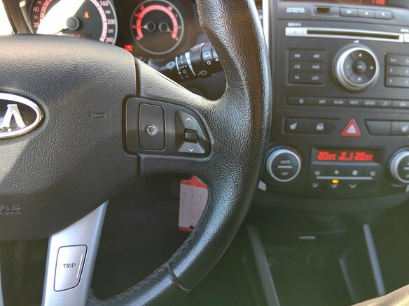 2010 Kia Ceed I Рестайлинг, серебристый, 620000 рублей - вид 17