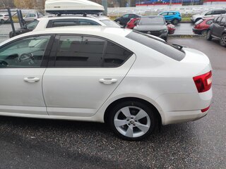 2015 Skoda Octavia III (A7), белый, 1650000 рублей, вид 3