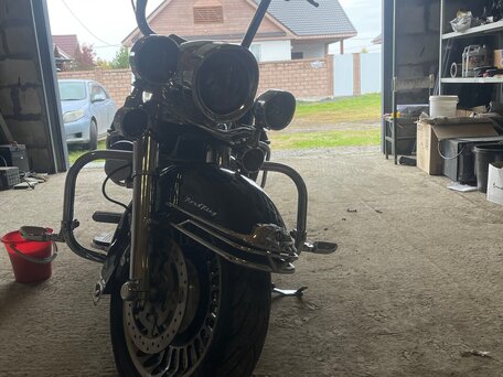 2009 Harley-Davidson Road King, чёрный, 800000 рублей, вид 1
