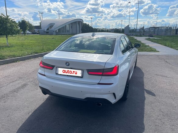 2018 BMW 3 серии 330i xDrive VII (G2x), белый, 2999999 рублей - вид 4