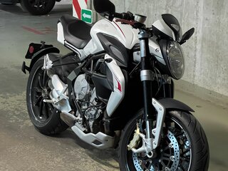 2015 MV Agusta Dragster 800, белый, 800000 рублей, вид 2
