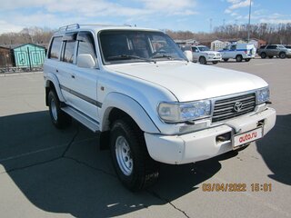 1996 Toyota Land Cruiser 80 Series Рестайлинг, белый, 1950000 рублей, вид 3