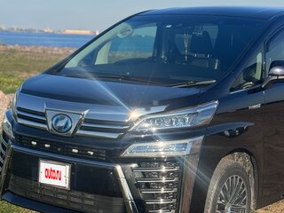 2018 Toyota Vellfire II Рестайлинг, чёрный, 5000000 рублей, вид 4