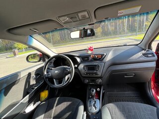 2013 Kia Rio 4-speed III, красный, 750000 рублей, вид 5