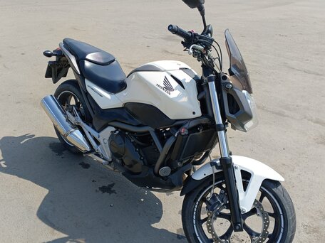 2013 Honda NC 700S, белый, 400000 рублей, вид 1