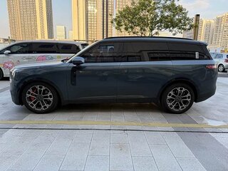 2025 Lynk & Co 900, синий, 6880111 рублей, вид 3