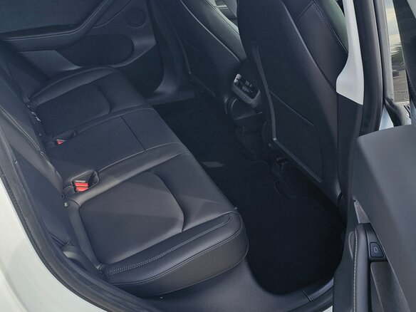 2021 Tesla Model Y Long Range I, белый, 4250000 рублей - вид 19
