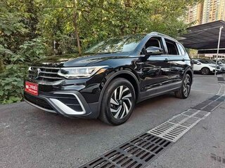 2023 Volkswagen Tiguan L II Рестайлинг (China Market), чёрный, 2200444 рублей, вид 3