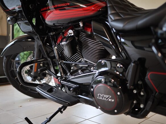 2021 Harley-Davidson CVO Road Glide, чёрный, 2600000 рублей - вид 5