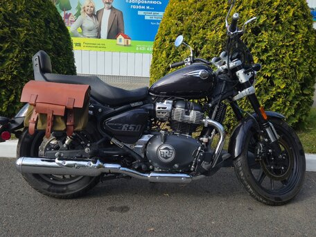 2024 Royal Enfield Super Meteor, чёрный, 550000 рублей, вид 2
