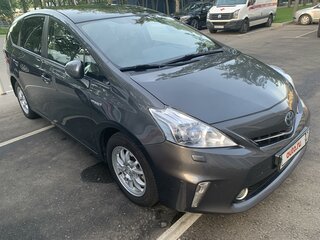 2013 Toyota Prius v (+) I (ZVW40/41), серый, 1615000 рублей, вид 2
