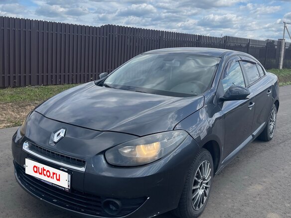 2010 Renault Fluence I, серый