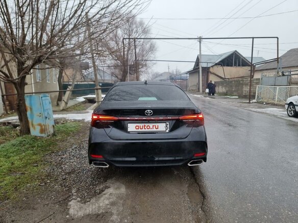2023 Toyota Avalon V, чёрный, 2900000 рублей - вид 4