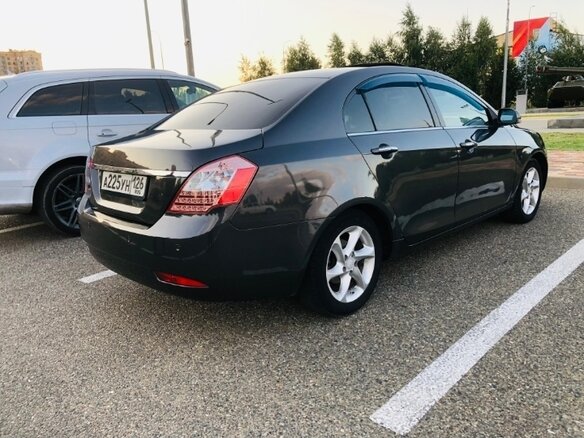 2014 Geely Emgrand EC7, серый, 560000 рублей - вид 3