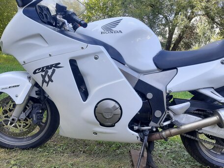 2001 Honda CBR 1100 XX, белый, 480000 рублей, вид 2