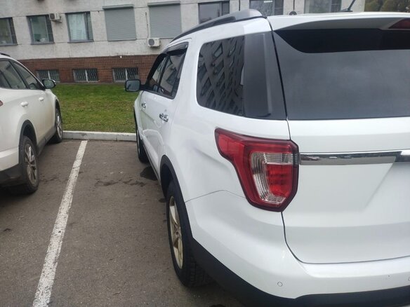 2016 Ford Explorer V Рестайлинг, белый - вид 11