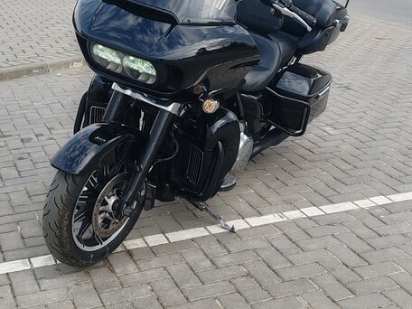 2019 Harley-Davidson Road Glide, чёрный, 1580221 рублей, вид 1