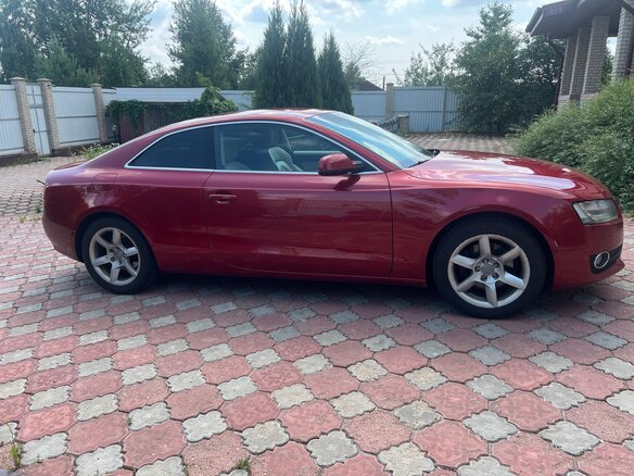 2011 Audi A5 I (8T), пурпурный, 1350000 рублей - вид 4