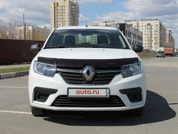 2018 Renault Logan II Рестайлинг, белый, 560000 рублей