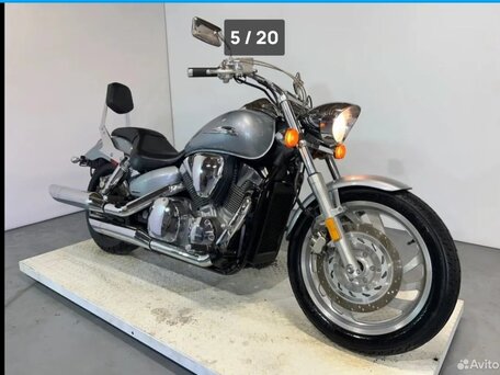2004 Honda VTX 1300, серебристый, 655000 рублей, вид 1