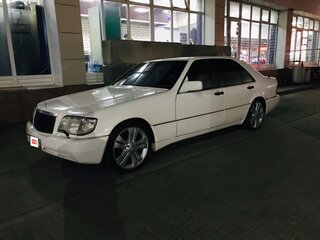 1992 Mercedes-Benz S-Класс 300 III (W140), белый, 700000 рублей, вид 2