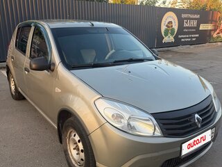2011 Renault Sandero I, бежевый, 480000 рублей, вид 1