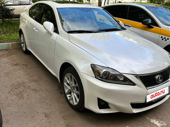 2010 Lexus IS 250 II Рестайлинг 2, белый, 1070000 рублей - вид 3