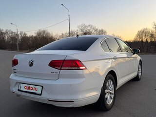2017 Volkswagen Passat DSG6 B8, белый, 1900000 рублей, вид 5