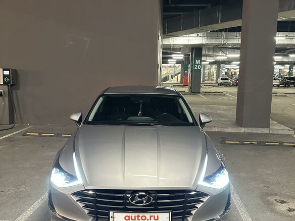 2019 Hyundai Sonata VIII (DN8), серый, 1950000 рублей - вид 1