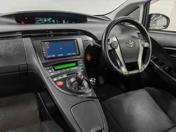 2015 Toyota Prius III Рестайлинг (XW30), серый, 1399000 рублей - вид 9