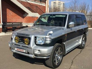 1997 Mitsubishi Pajero II Рестайлинг, серебристый, 1750000 рублей, вид 1