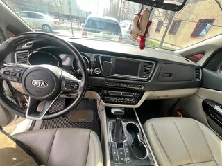 2018 Kia Carnival III, белый, 2950000 рублей, вид 5