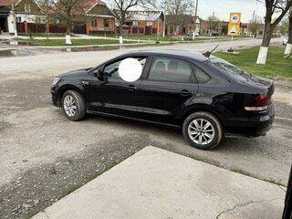 2018 Volkswagen Polo V Рестайлинг, чёрный, 1230000 рублей, вид 2