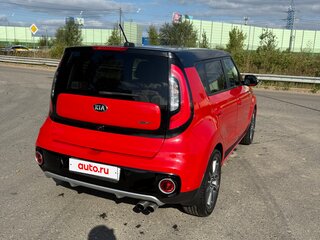 2016 Kia Soul II Рестайлинг, красный, 1500000 рублей, вид 4