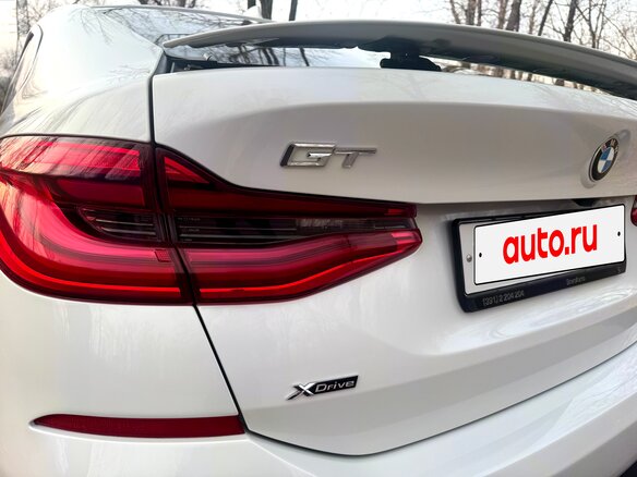 2018 BMW 6 серии Gran Turismo 630d xDrive IV (G32), белый, 4099000 рублей - вид 11